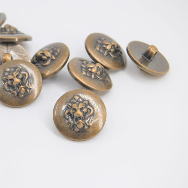 Button - Lion - Old Brass - 21mm